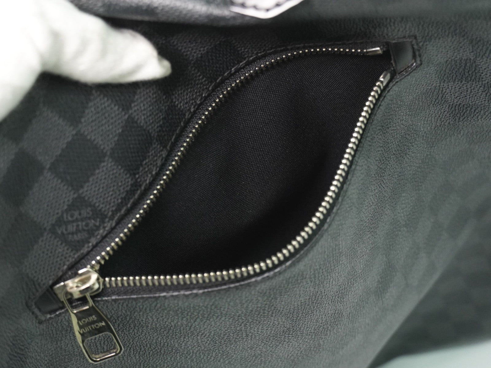 Louis Vuitton Mick Messenger Bag Damier Graphite, BLACK, CANVAS, Shoulder bag