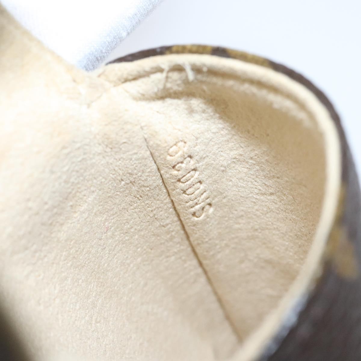 Louis Vuitton Étui Téléphone Monogram Canvas, BROWN, CANVAS, Tech accessory