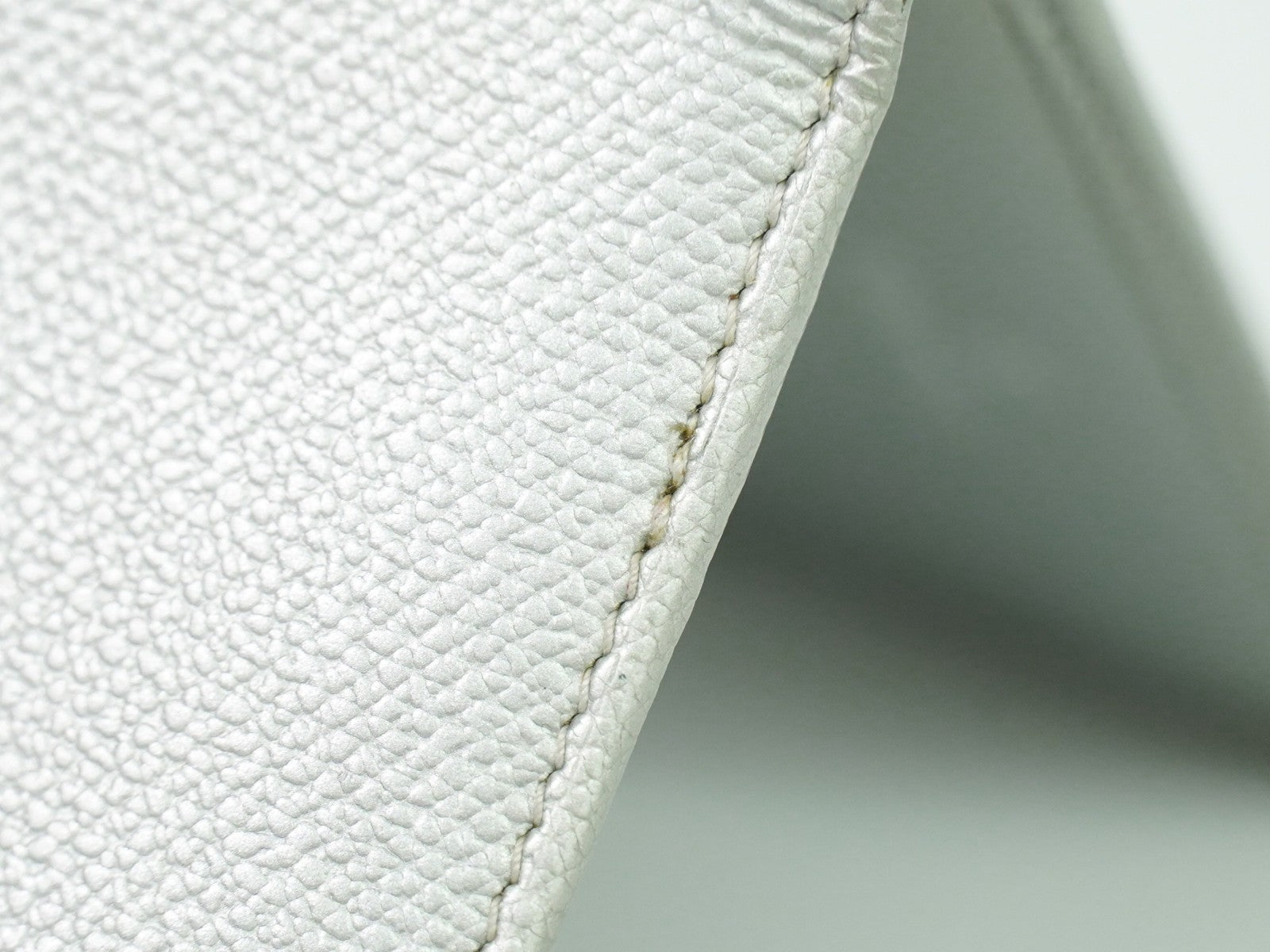 Chanel Coco bouton wallet Leather, SILVER, LEATHER, Wallets