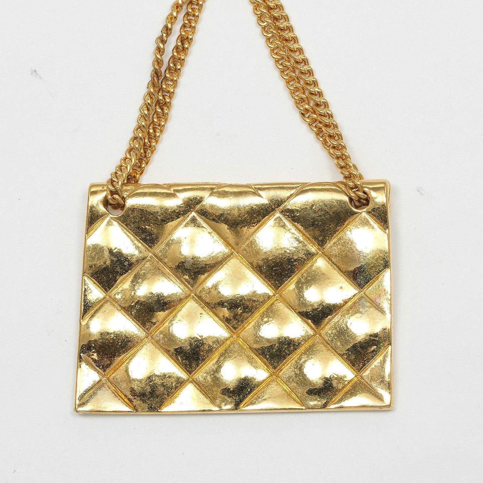 Chanel Vintage Medallion Flap Bag Brooch Metal, GOLD, GOLD_PLATED, Brooch