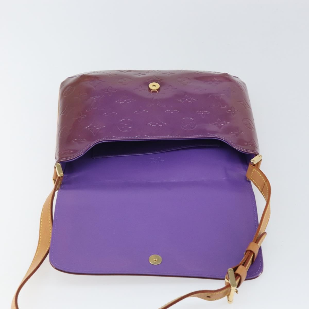 Louis Vuitton Thompson Street Handbag Monogram Vernis, PURPLE, PATENT_LEATHER, Shoulder bag