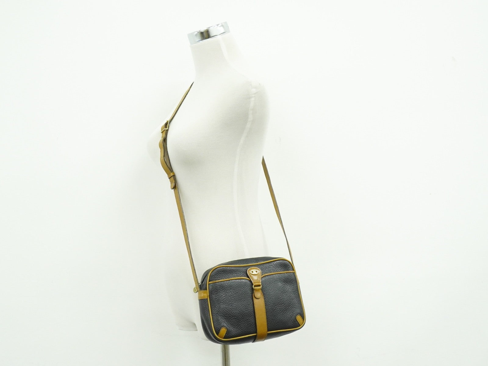 Celine Vintage Shoulder Bag Leather, BLACK, LEATHER, Shoulder bag