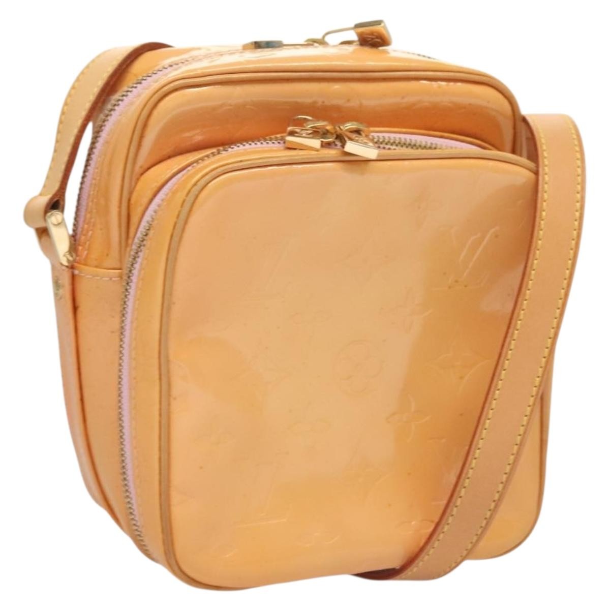 Louis Vuitton Wooster Handbag Monogram Vernis, BEIGE, PATENT_LEATHER, Handbag