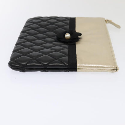 Chanel Pearl O Case Clutch Quilted Lambskin and Calfskin, BLACK, LEATHER, Clutche & pouche