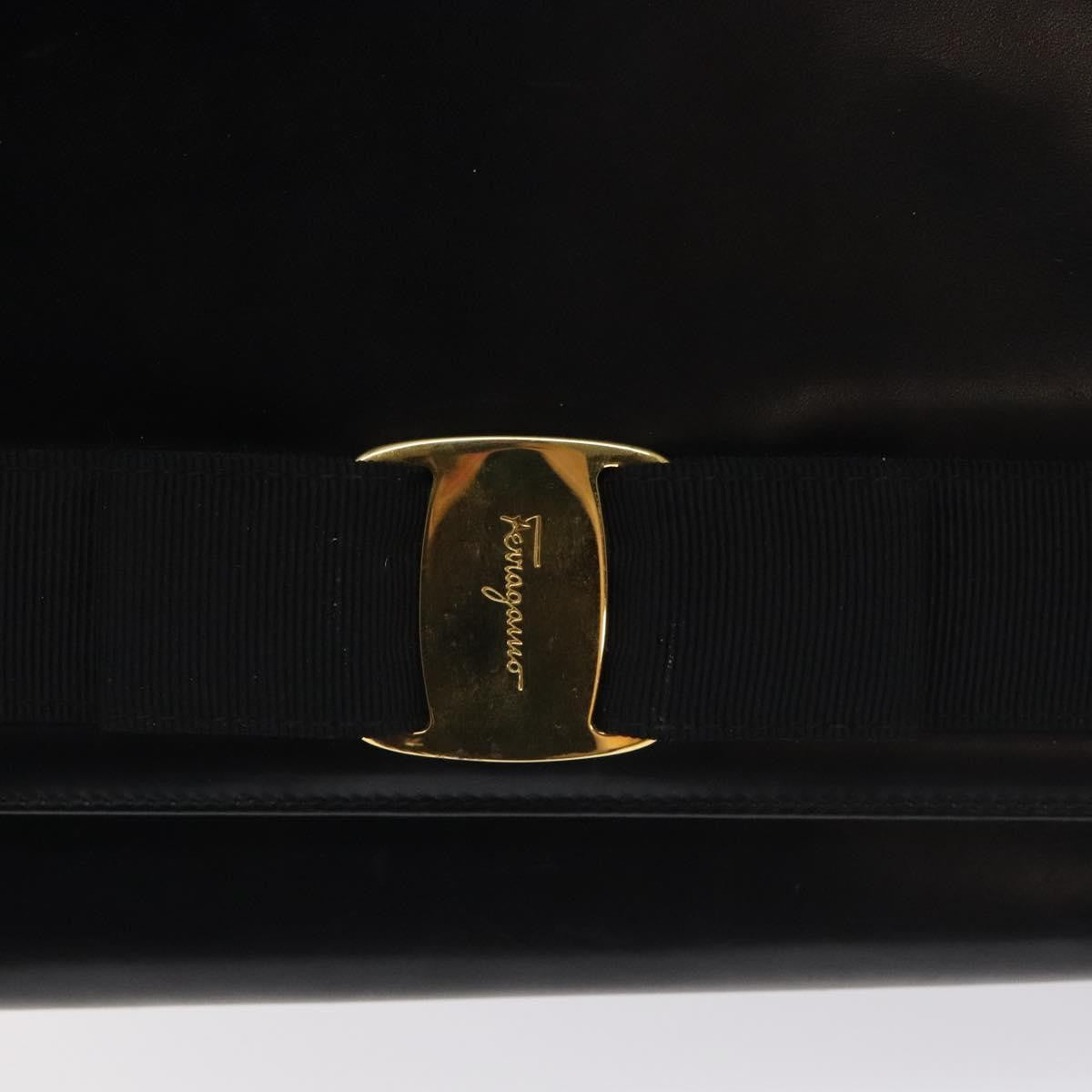 Salvatore Ferragamo Vala Shoulder Bag Leather, BLACK, LEATHER, Shoulder bag