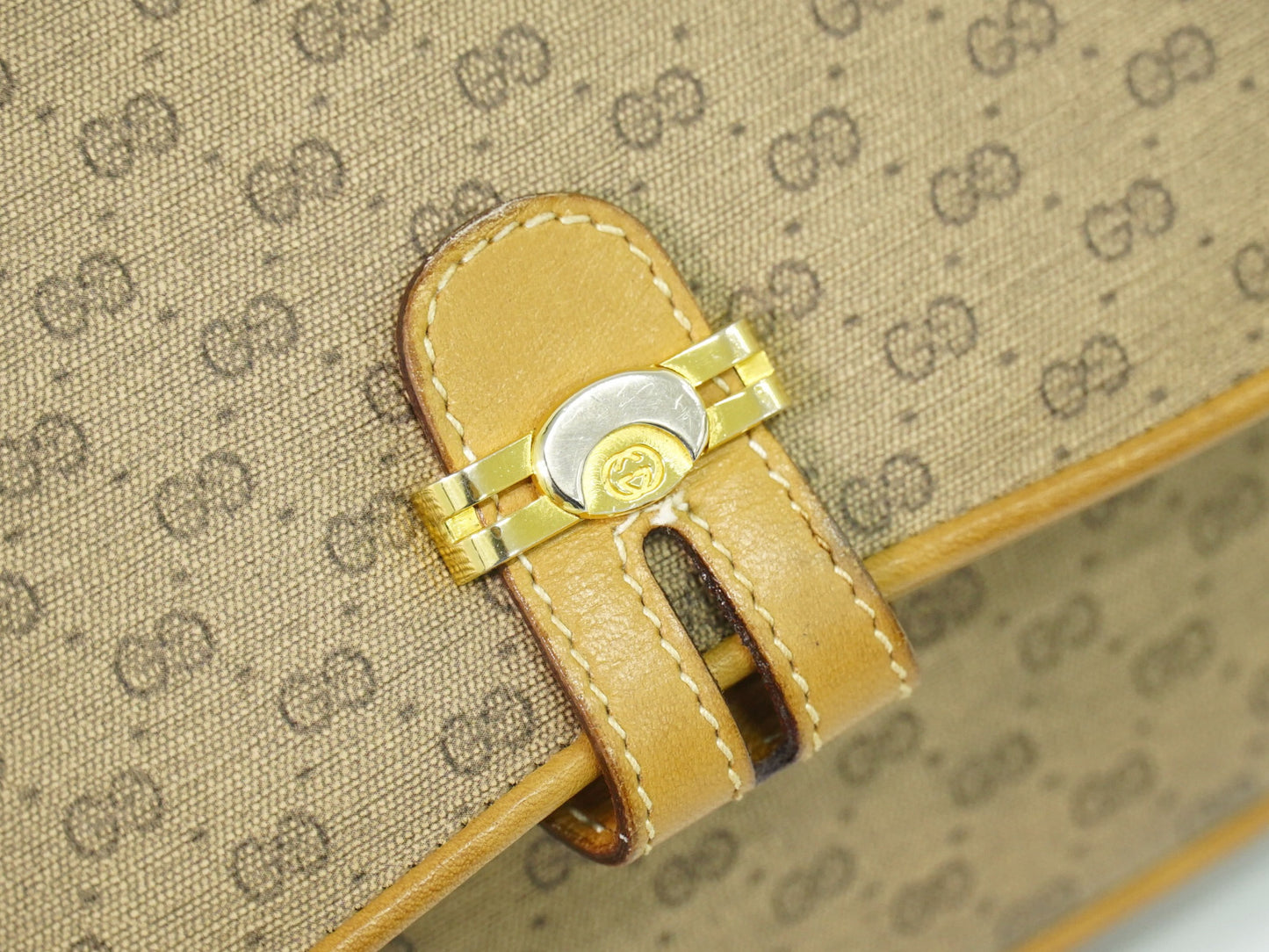 Gucci GG Marmont Pouch Crossbody Bag Leather, BEIGE, CANVAS, Crossbody bag