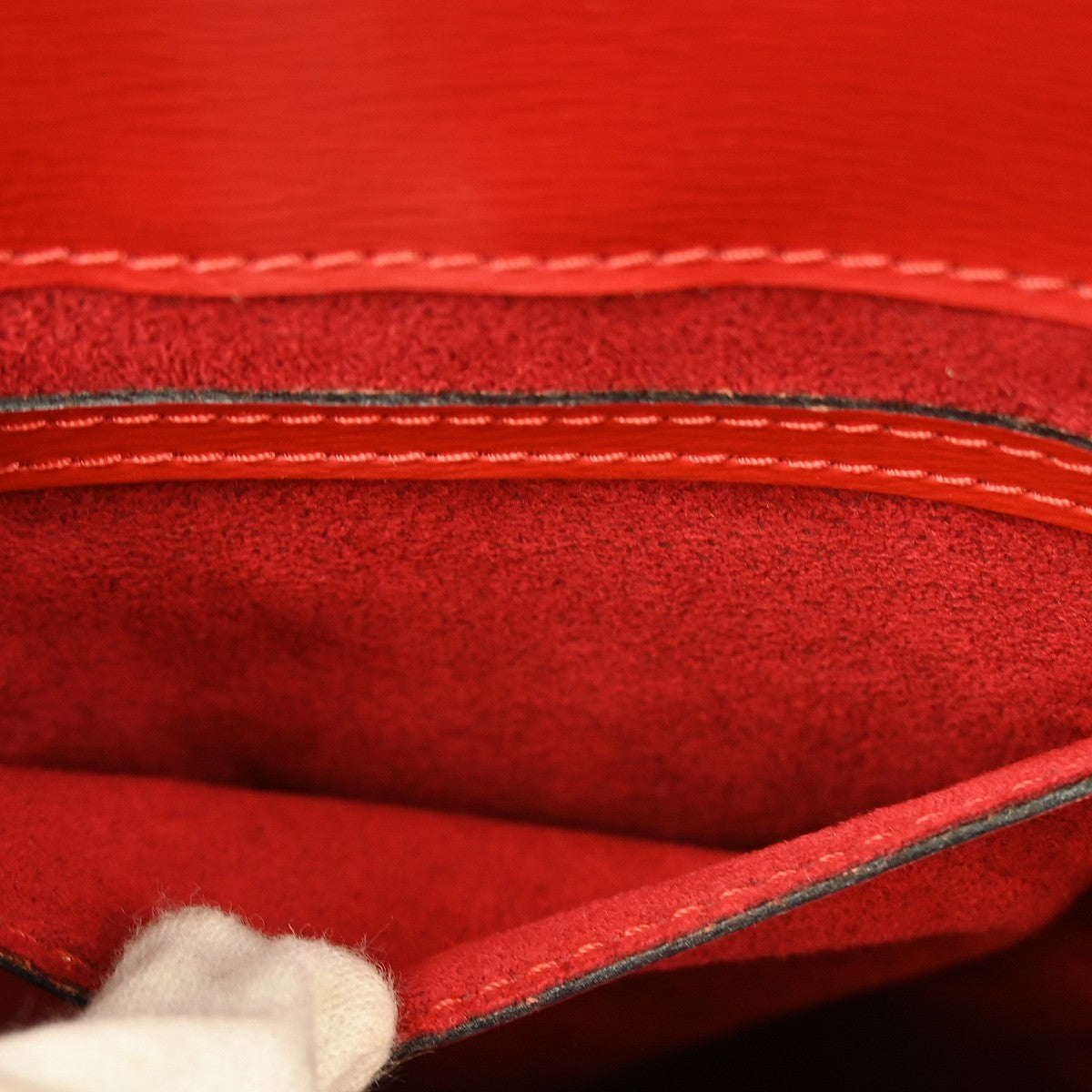 Louis Vuitton Cluny Shoulder Bag Epi Leather, Red, Leather, Shoulder Bag