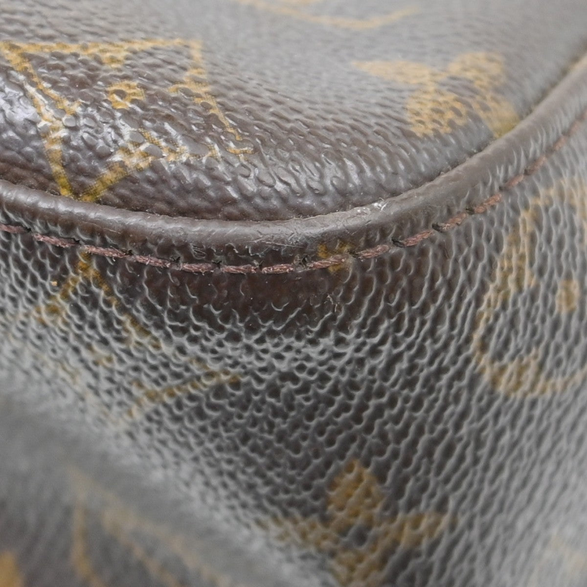 Louis Vuitton Monogram Looping Handbag Monogram Canvas, Brown, Canvas, Shoulder Bag