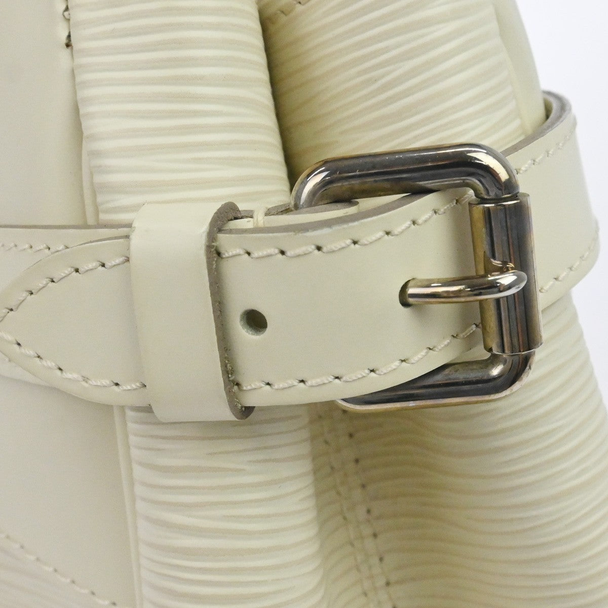 Louis Vuitton Passy Tote Epi Leather, White, Leather, Handbag