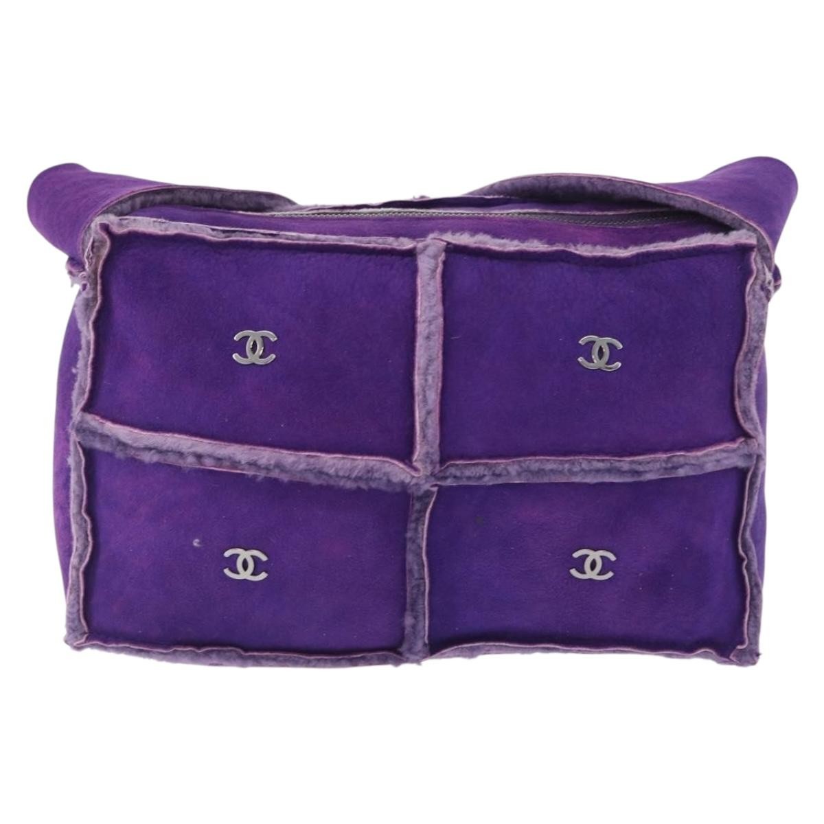 Chanel CC Logo Shoulder Bag Shearling and Suede, PURPLE, SUEDE, Shoulder bag