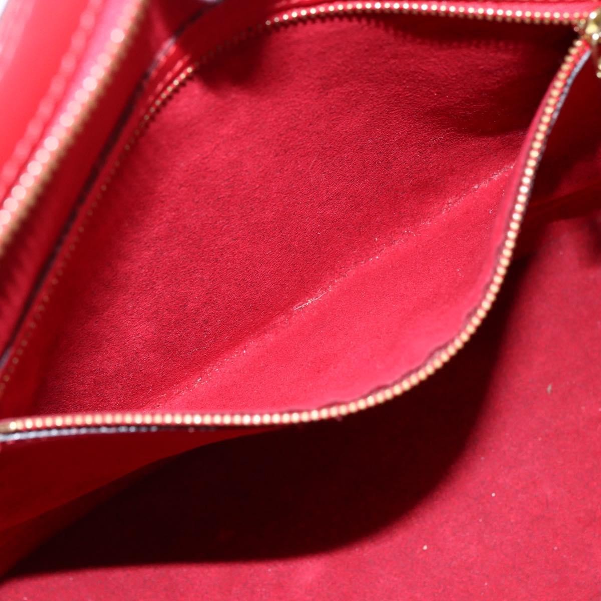 Louis Vuitton Lussac Handbag Epi Leather, RED, LEATHER, Shoulder bag