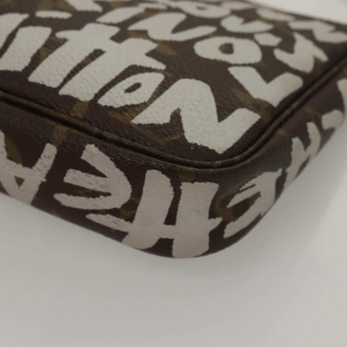 Louis Vuitton Pochette Accessoires Limited Edition Monogram Graffiti, WHITE, CANVAS, Clutche & pouche