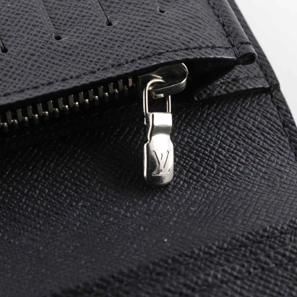 Louis Vuitton Brazza Long Bifold wallet Taiga Leather, BLACK, LEATHER, Wallets