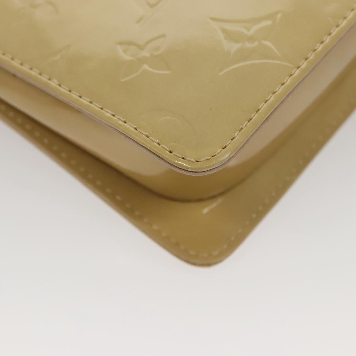 Louis Vuitton Mott Handbag Monogram Vernis, Beige, Patent Leather, Clutch