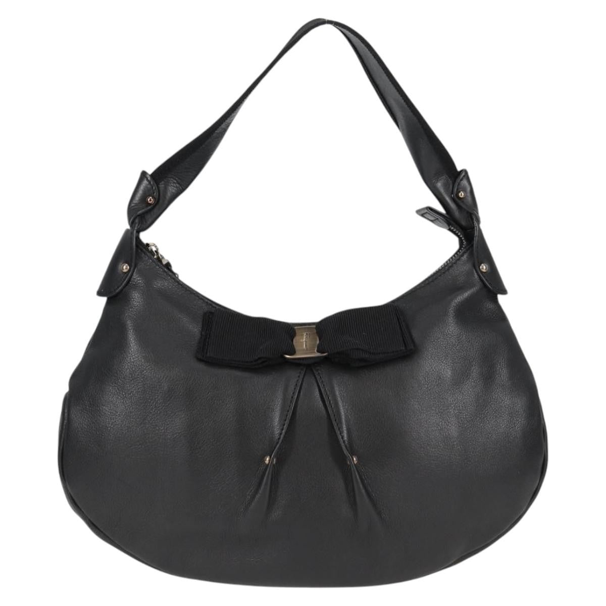 Salvatore Ferragamo Vala Shoulder Bag Leather, BLACK, LEATHER, Shoulder bag