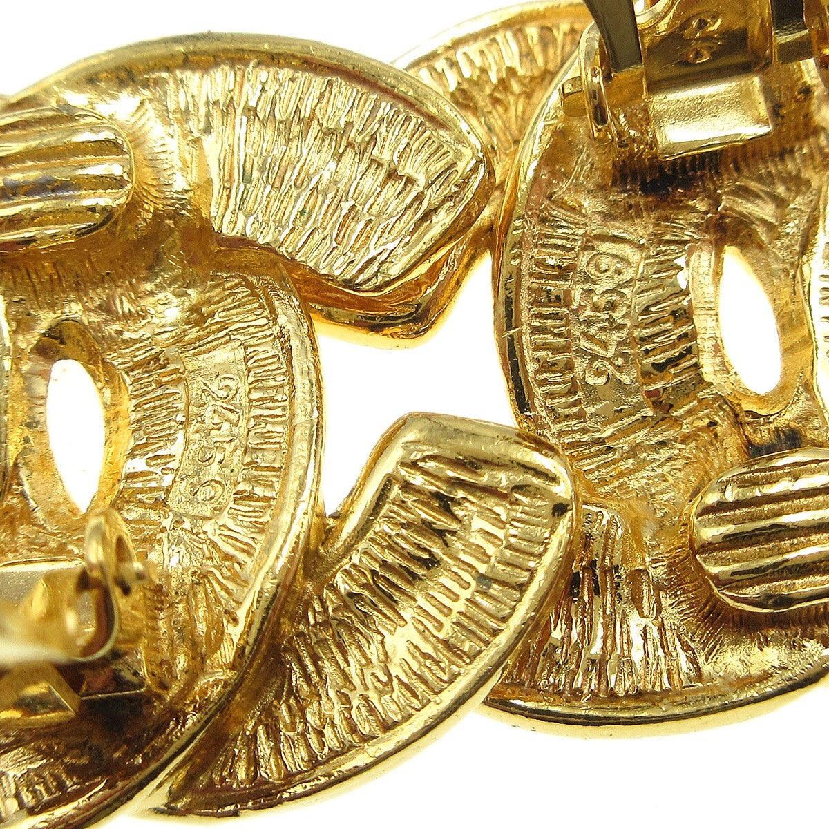 Chanel CC Clip-On Earrings Metal, GOLD, GOLD_PLATED, Earrings