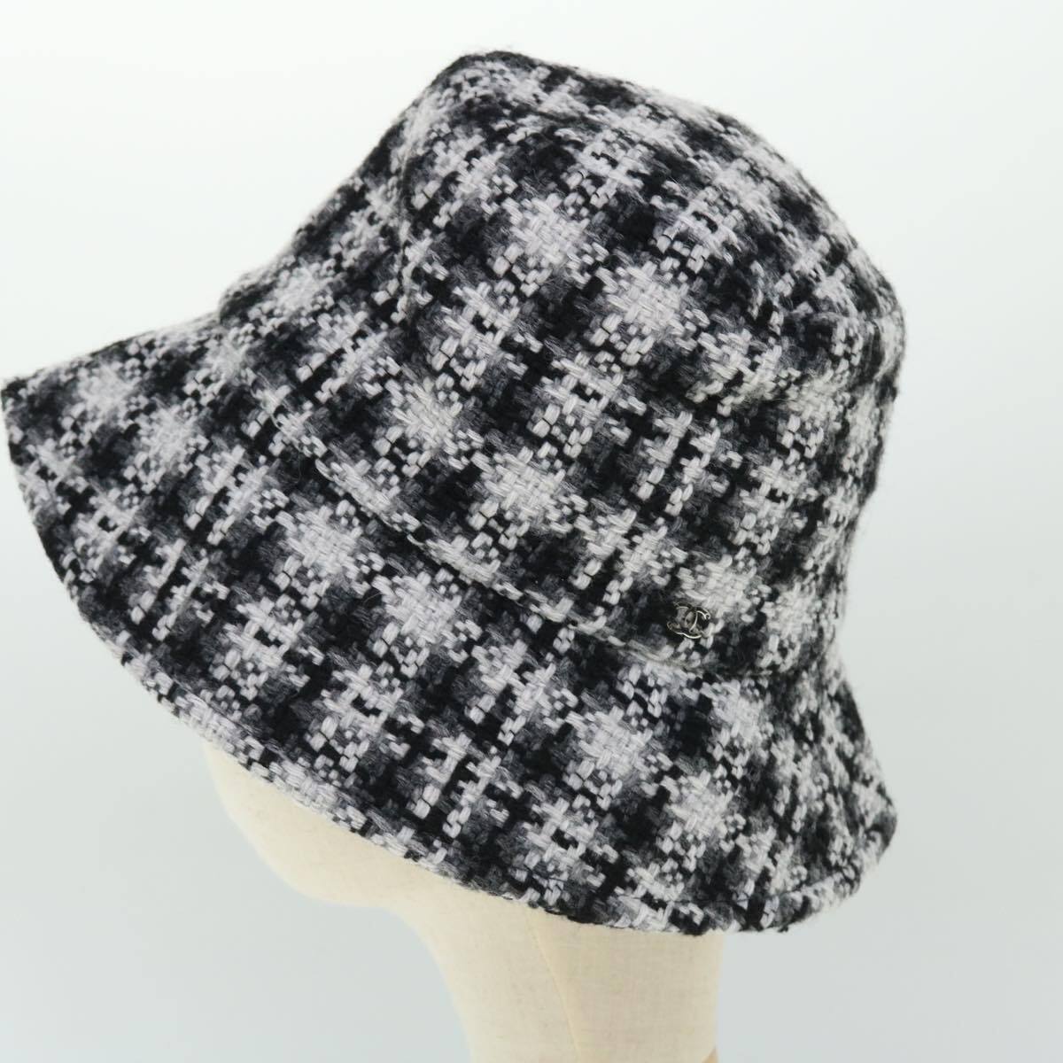 Chanel Beaded CC Bucket Hat Wool, WHITE, WOOL, Head accessory