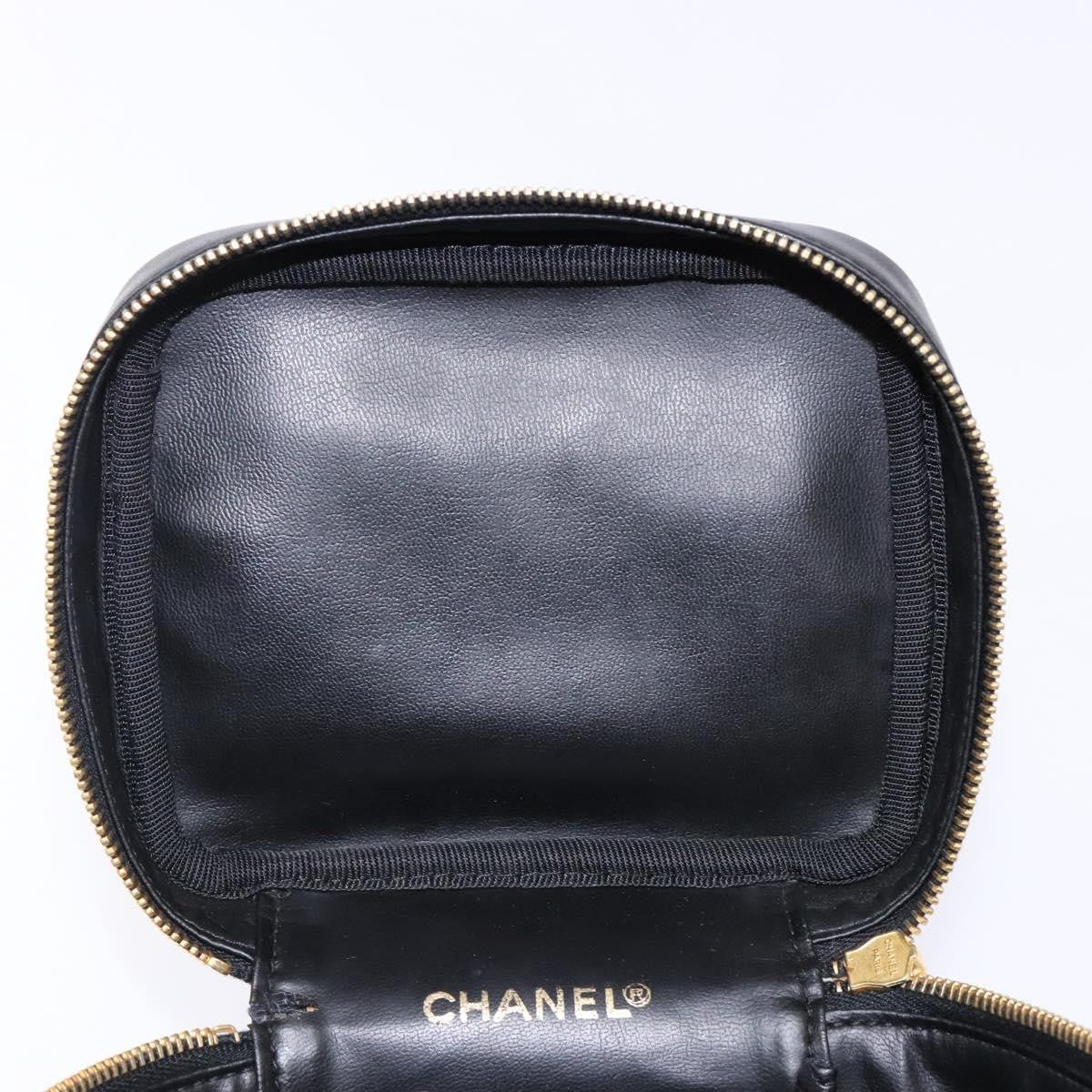Chanel Vintage Timeless Cosmetic Case Caviar, BLACK, LEATHER, Toiletry Case