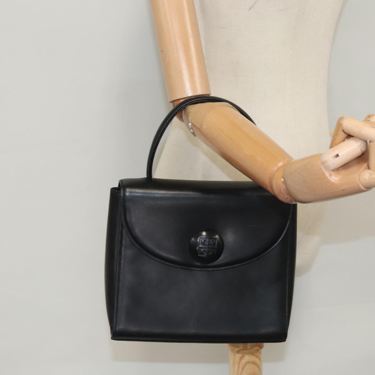 Givenchy Vintage 4G handbag Leather, BLACK, LEATHER, Handbag