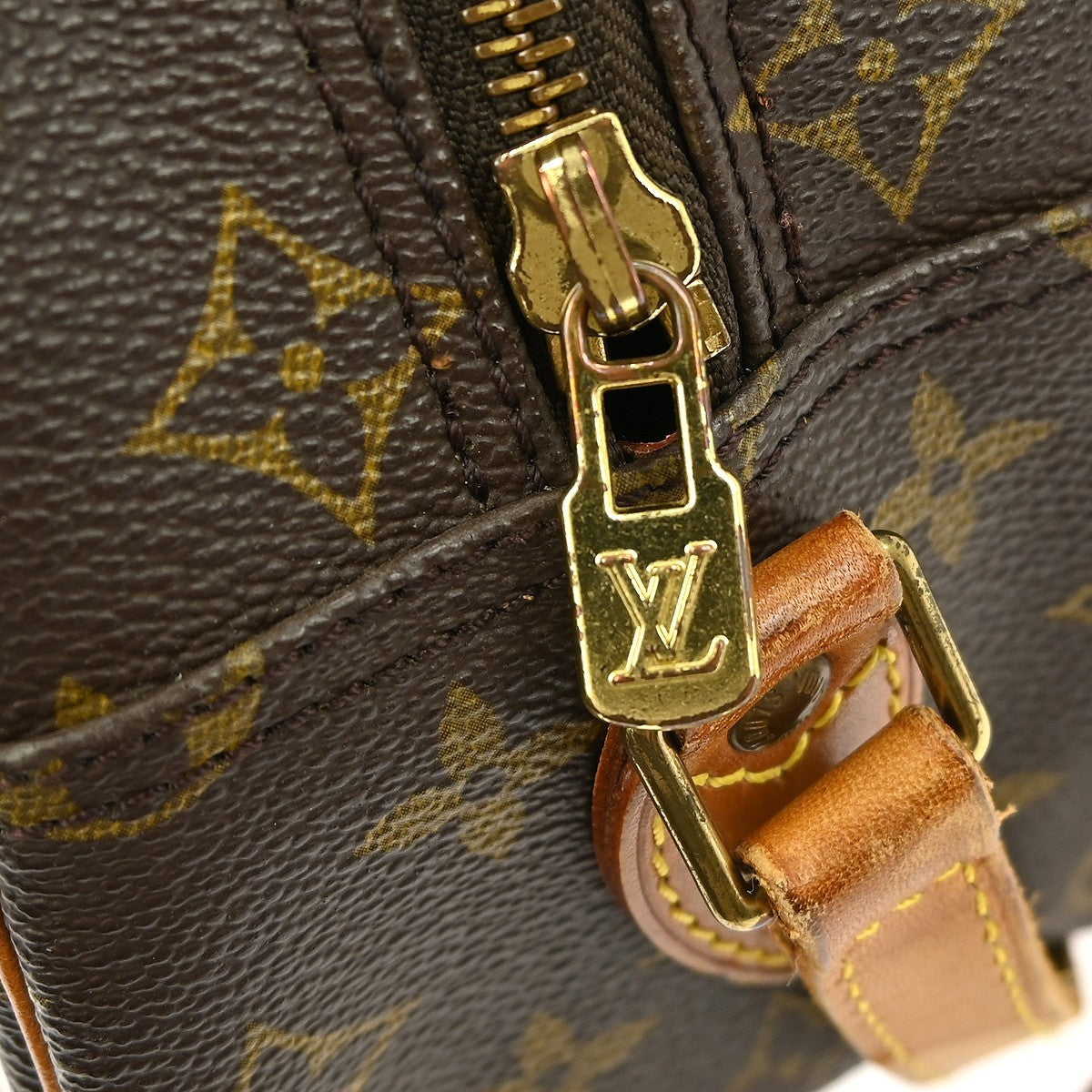 Louis Vuitton Blois Handbag Monogram Canvas, BROWN, CANVAS, Shoulder bag