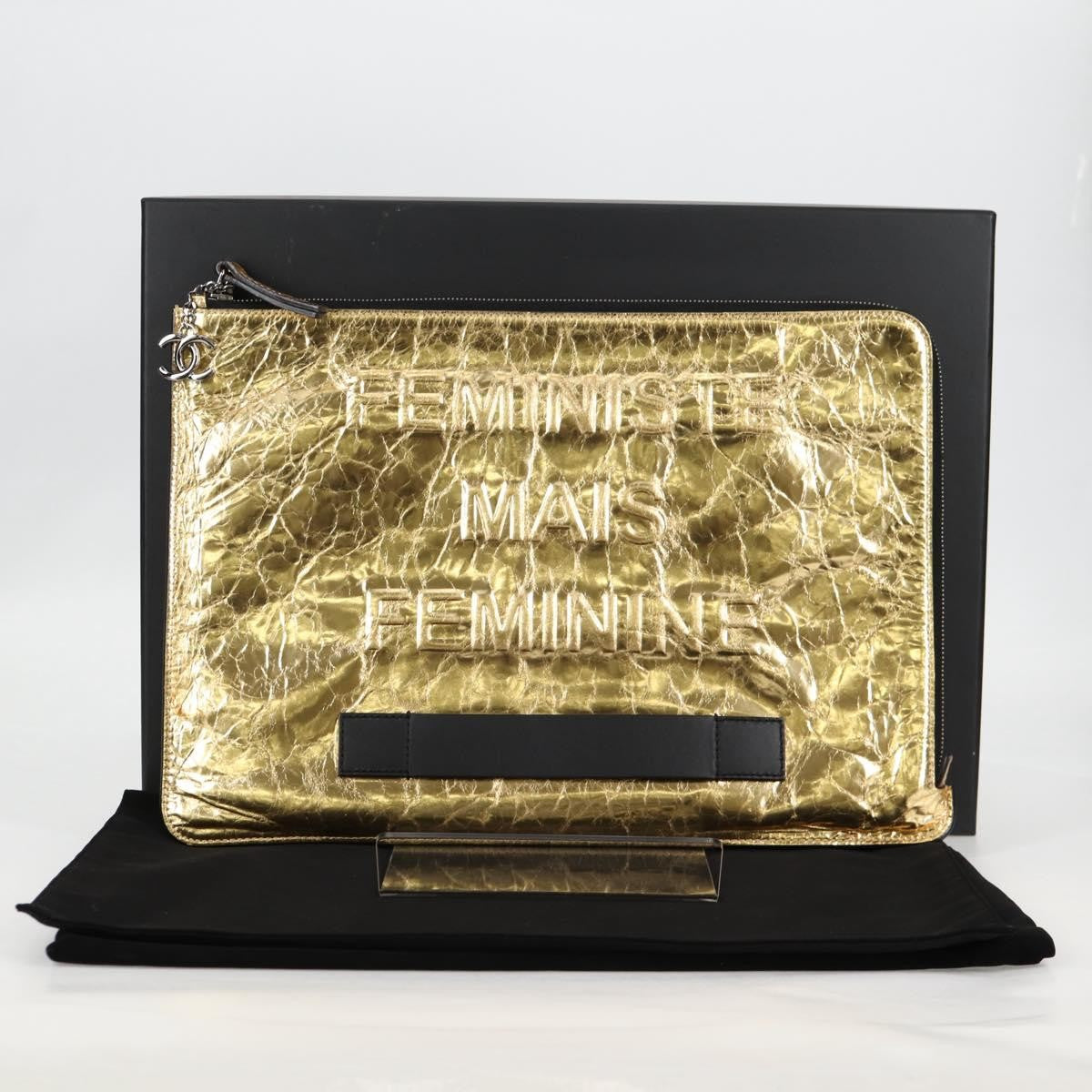 Chanel Feminine Pouch Crinkled Leather, GOLD, LEATHER, Clutche & pouche