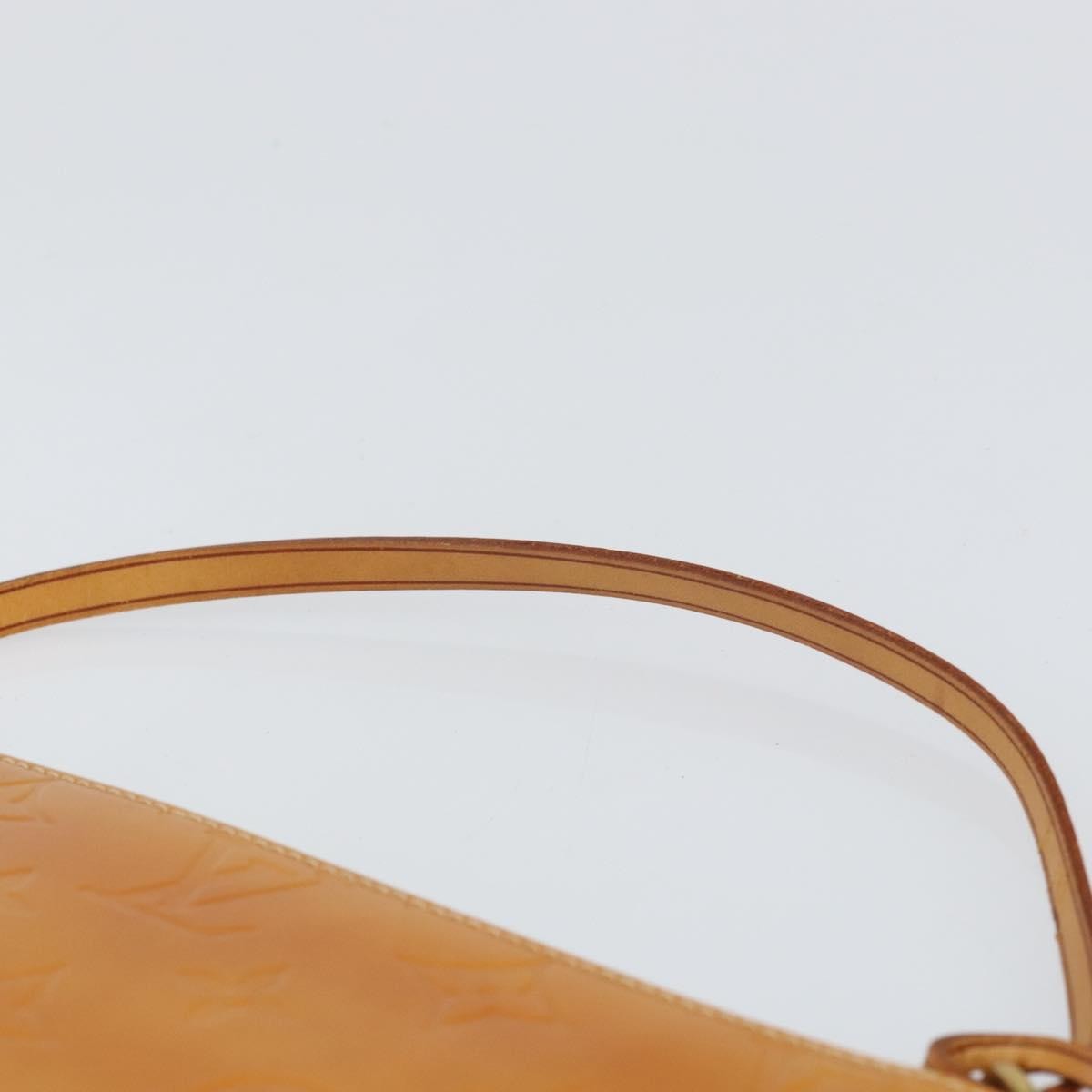 Louis Vuitton Lexington Pochette Patent Leather, BEIGE, PATENT_LEATHER, Clutche & pouche
