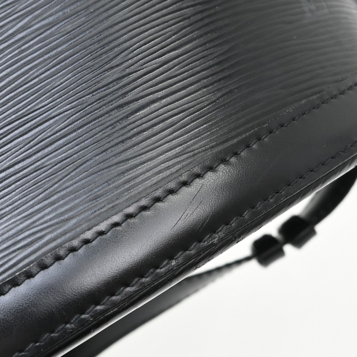 Louis Vuitton Cluny Shoulder Bag Epi Leather, Black, Leather, Shoulder Bag