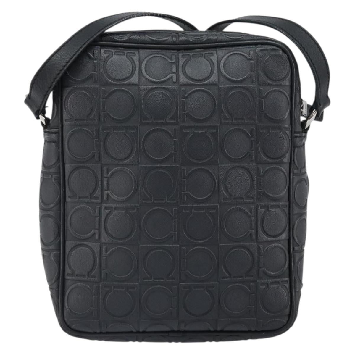 Salvatore Ferragamo Gancini Shoulder Bag Leather, BLACK, LEATHER, Shoulder bag