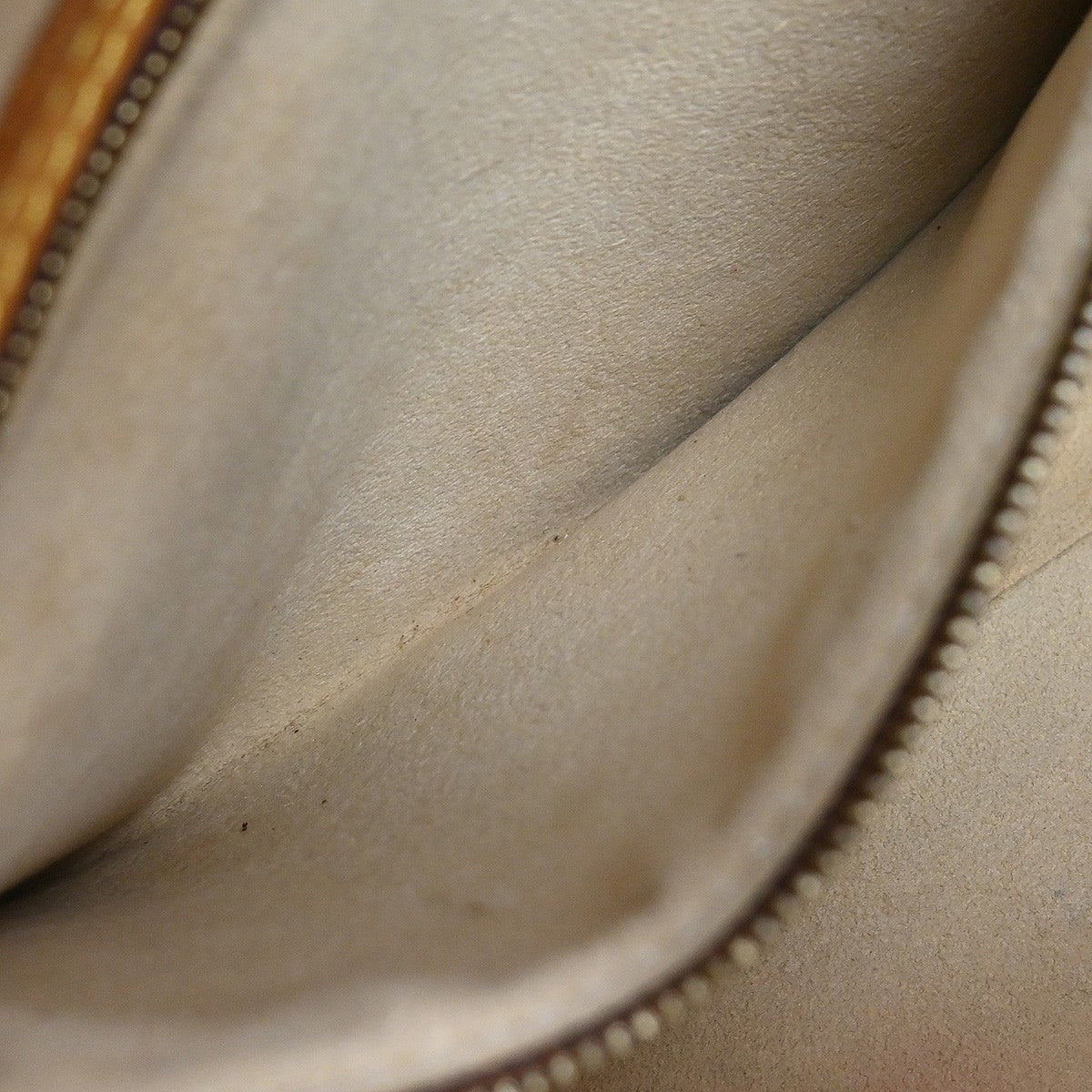 Louis Vuitton Cite Handbag Monogram Canvas, Brown, Canvas, Shoulder Bag
