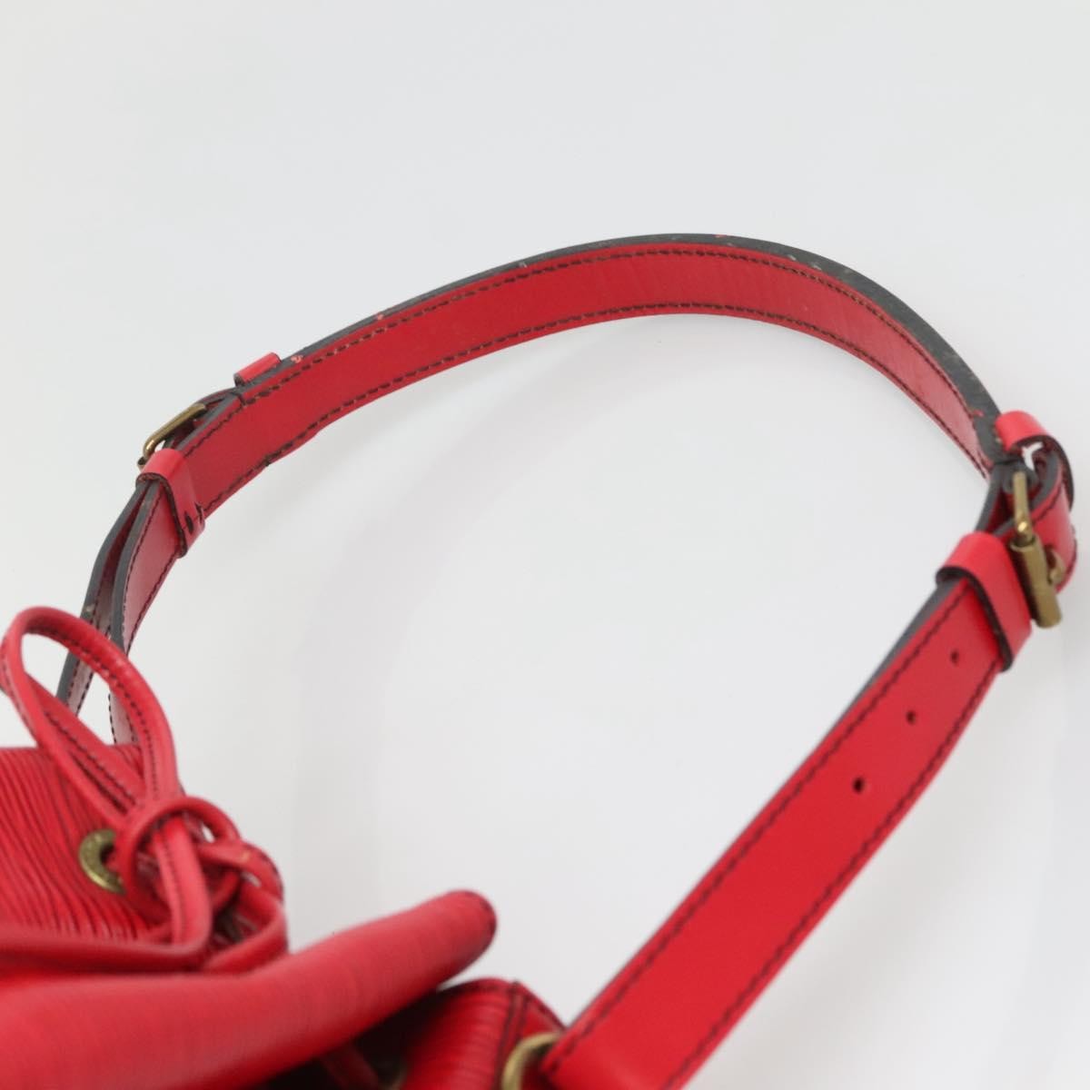 Louis Vuitton Petit Noe Handbag Epi Leather, RED, LEATHER, Shoulder bag