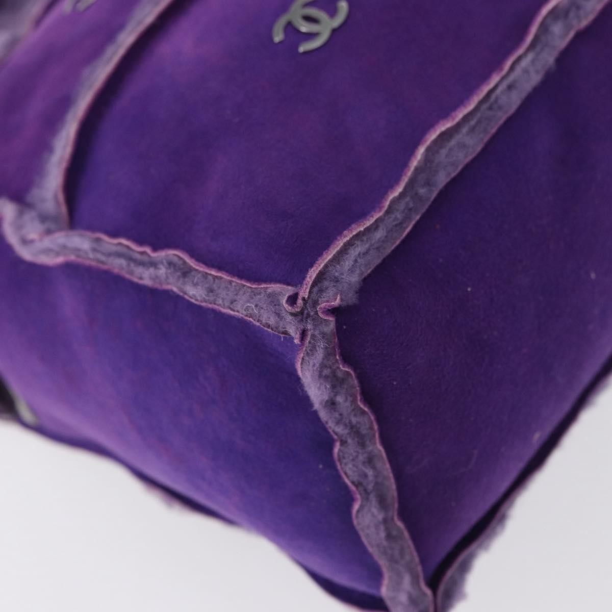Chanel CC Logo Shoulder Bag Shearling and Suede, PURPLE, SUEDE, Shoulder bag