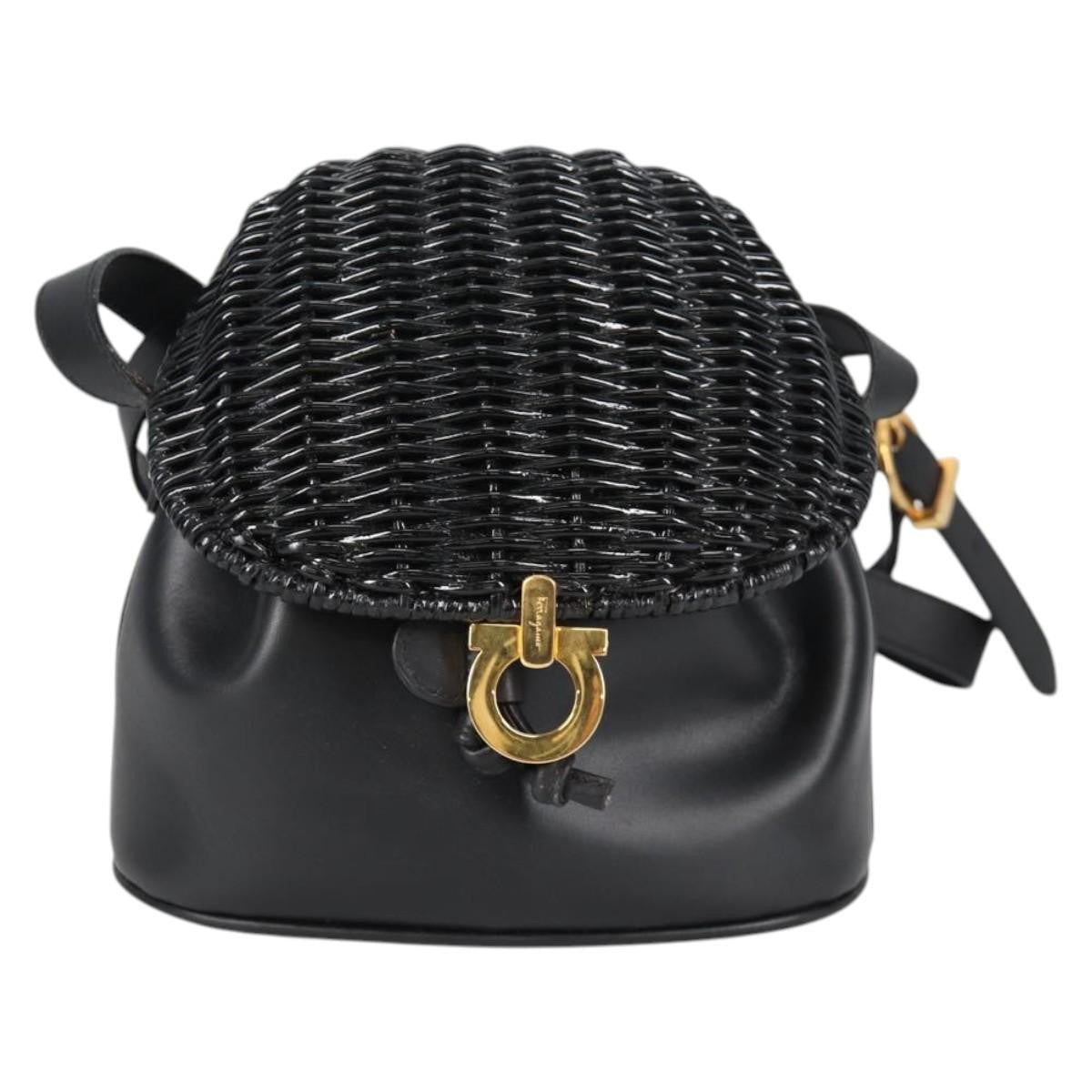 Salvatore Ferragamo Gancini Shoulder Bag Leather, BLACK, LEATHER, Shoulder bag