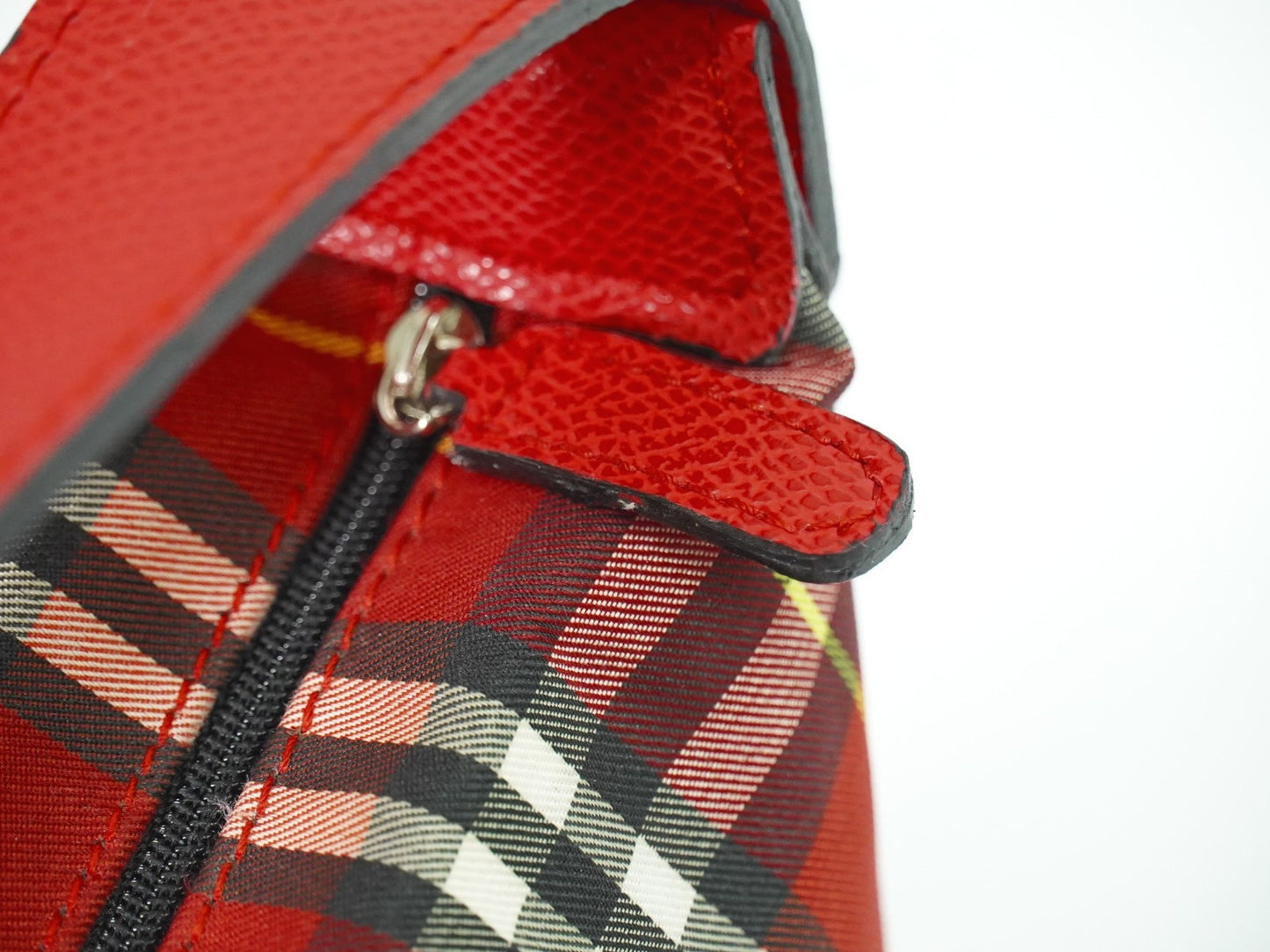 Burberry Nova Check Handbag Nova Check Canvas, RED, CANVAS, Clutche & pouche