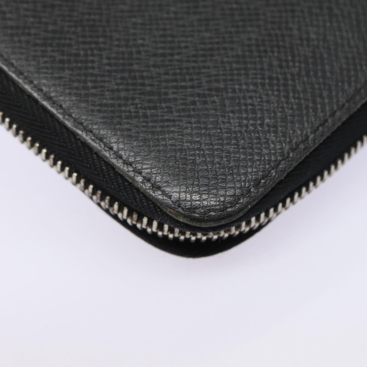 Louis Vuitton Zippy wallet vertical Taïga, GRAY, LEATHER, Wallets