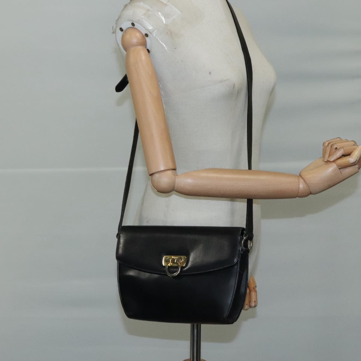 Salvatore Ferragamo Gancini Flap Shoulder bag Leather, Black, Leather, Shoulder Bag