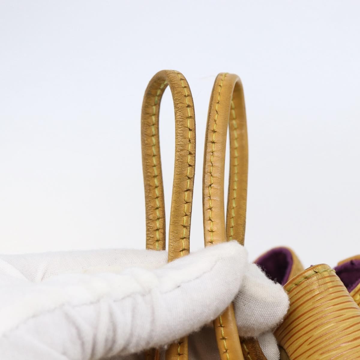 Louis Vuitton Noe Handbag Epi leather, YELLOW, LEATHER, Shoulder bag