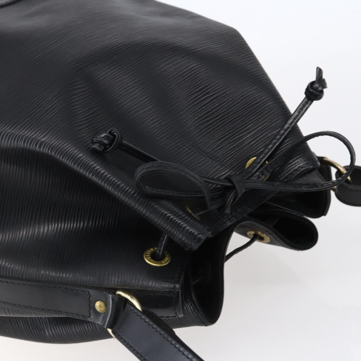 Louis Vuitton Noe Handbag Epi leather, BLACK, LEATHER, Shoulder bag