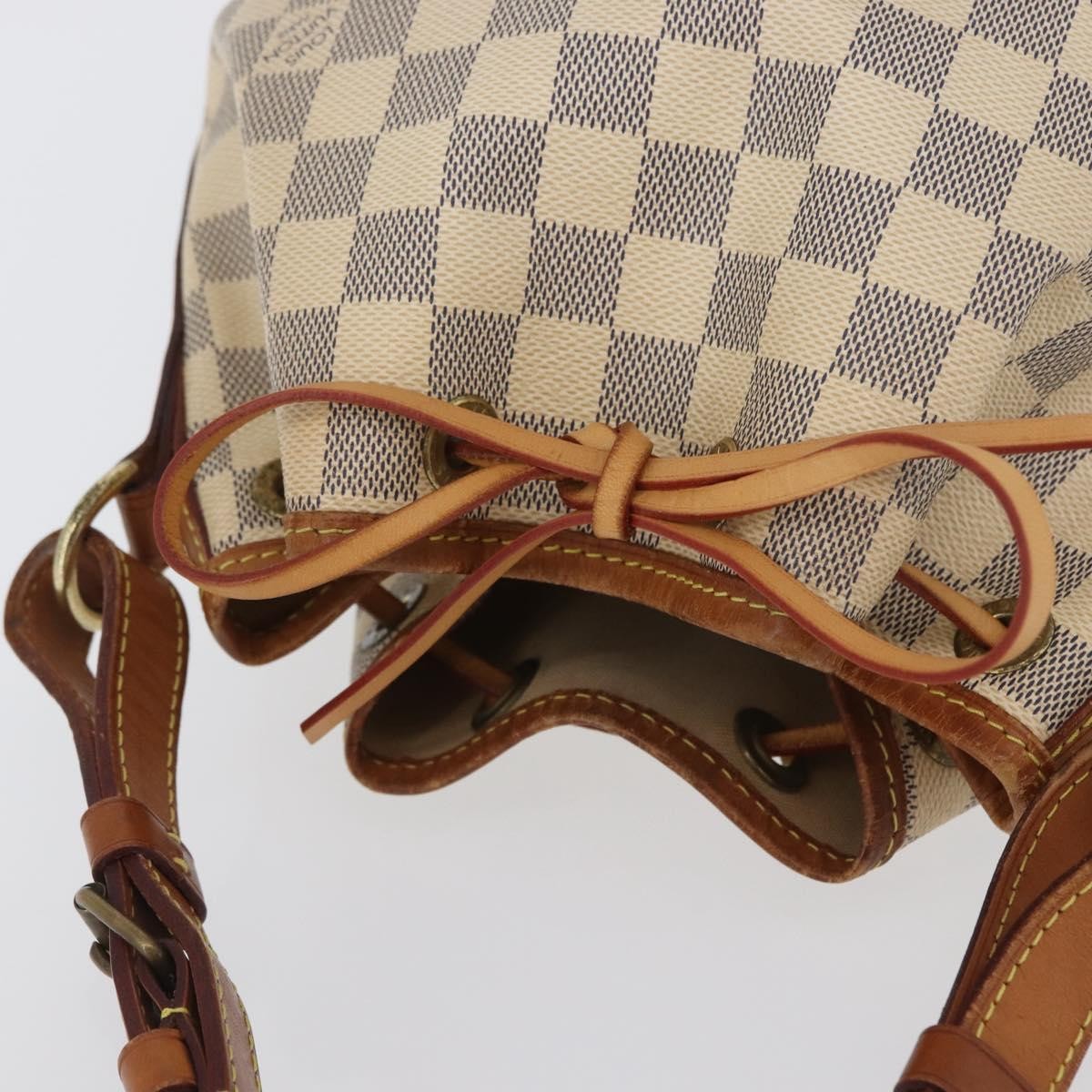Louis Vuitton Noe Handbag Damier, Beige, Canvas, Shoulder Bag