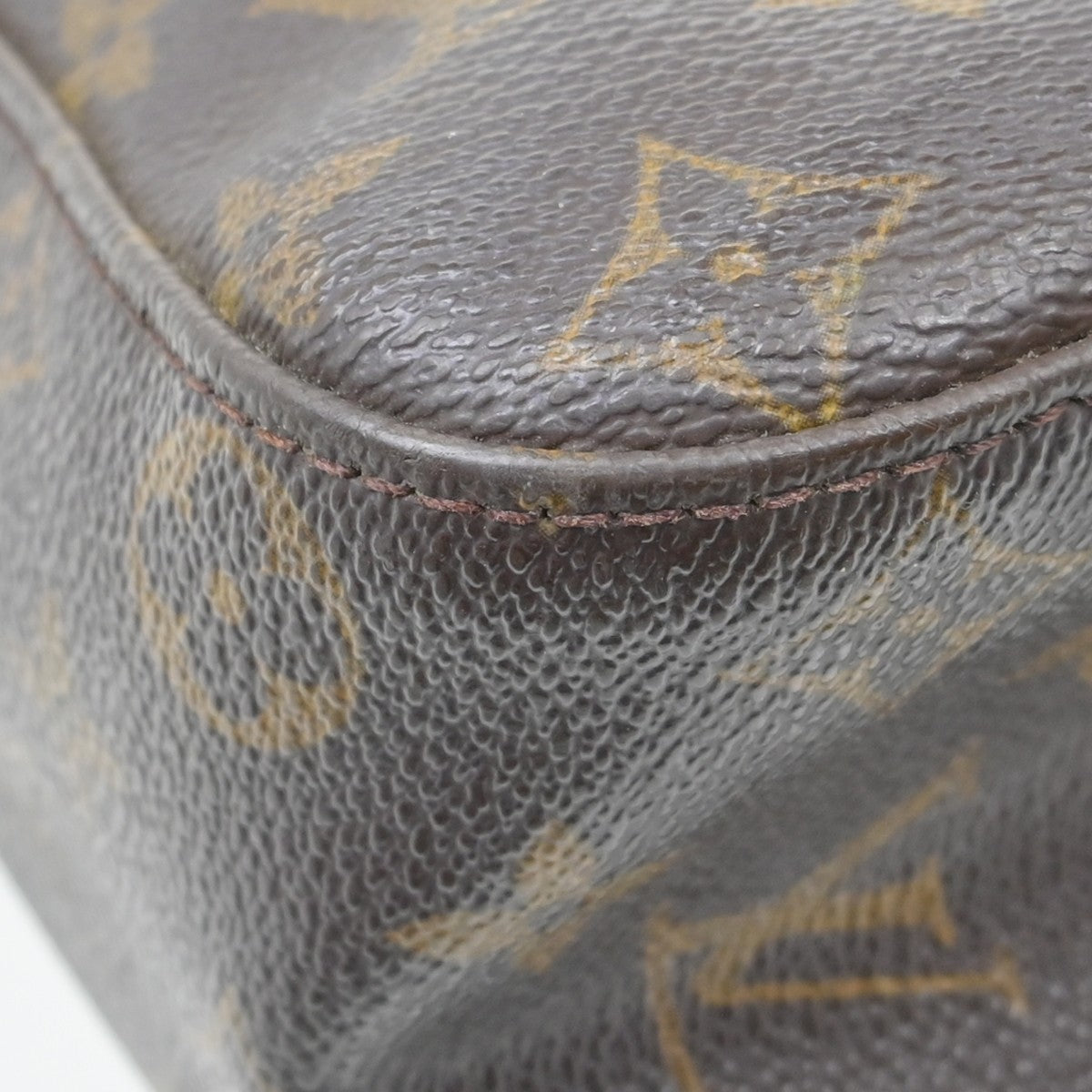 Louis Vuitton Monogram Looping Handbag Monogram Canvas, Brown, Canvas, Shoulder Bag