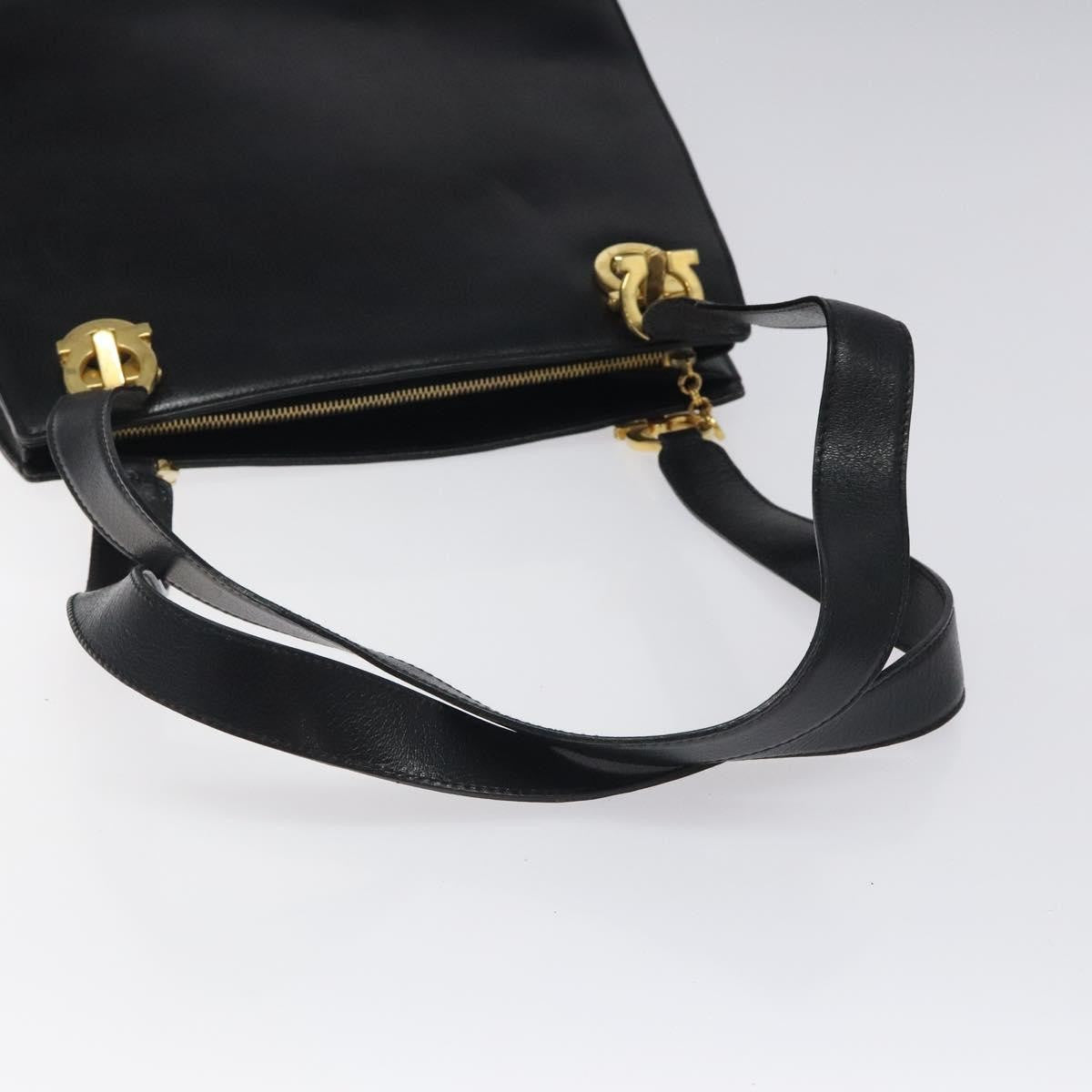 Salvatore Ferragamo Gancini Shoulder Bag Leather, BLACK, LEATHER, Shoulder bag