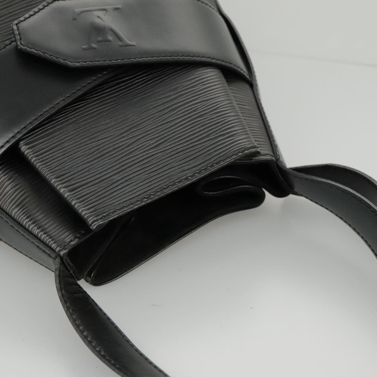 Louis Vuitton Vintage Sac d'Epaule Handbag Epi Leather, BLACK, LEATHER, Handbag