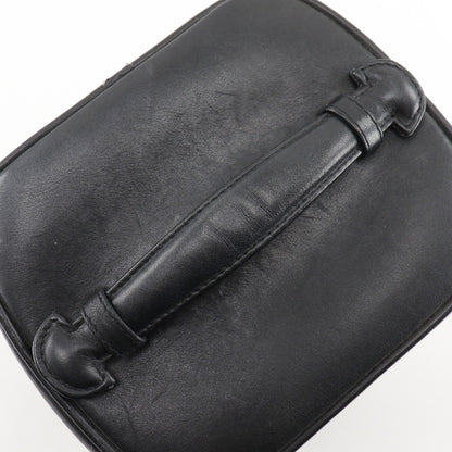 Chanel Vintage Cosmetic Case Leather, BLACK, LEATHER, Clutche & pouche