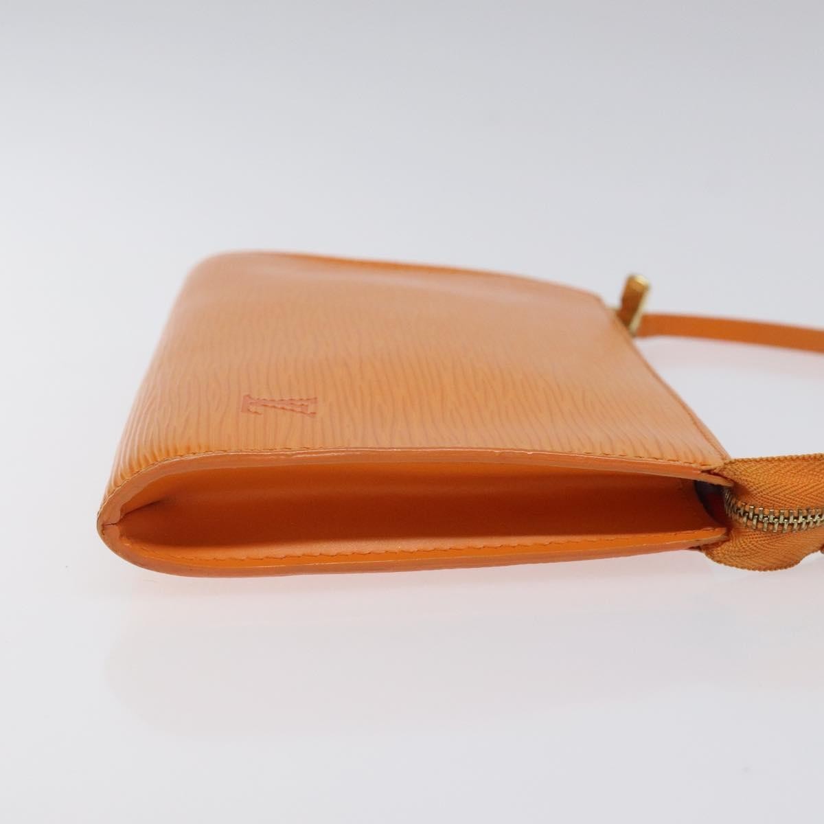 Louis Vuitton Pochette Accessoires Epi Leather, ORANGE, LEATHER, Clutche & pouche