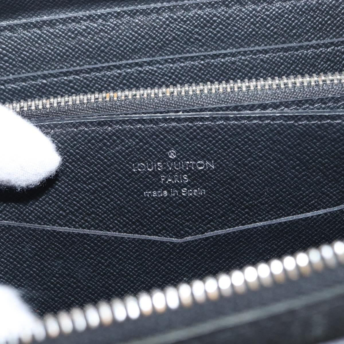 Louis Vuitton Zippy XL Taiga Leather, BLACK, LEATHER, Wallets