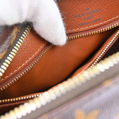 Louis Vuitton Nil Messenger Bag Monogram Canvas, Brown, Canvas, Shoulder Bag