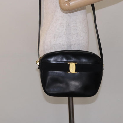 Salvatore Ferragamo Vala Shoulder Bag Leather, BLACK, LEATHER, Shoulder bag