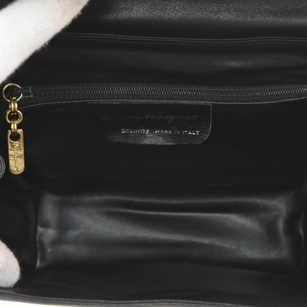 Salvatore Ferragamo Gancini Shoulder Bag Leather, BLACK, LEATHER, Shoulder bag