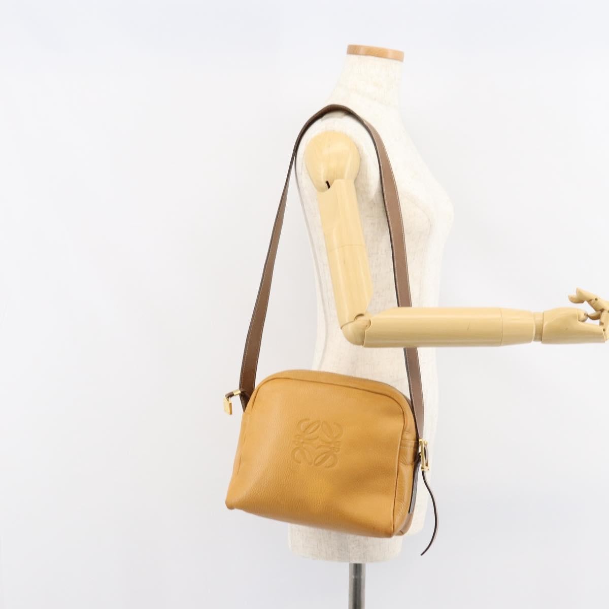 Loewe Anagram Shoulder Bag Leather, BROWN, LEATHER, Shoulder bag