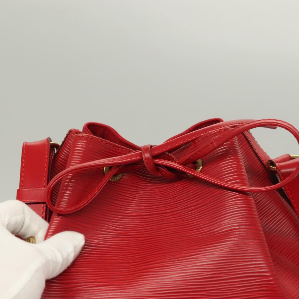 Louis Vuitton Petit Noe Handbag Epi Leather, RED, LEATHER, Shoulder bag