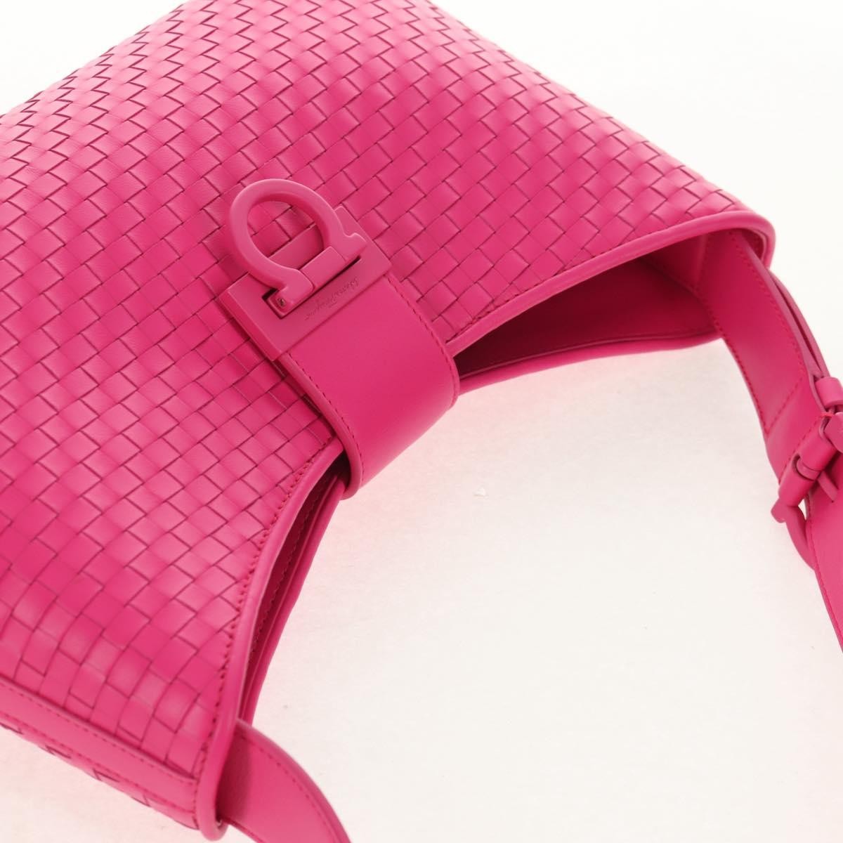 Salvatore Ferragamo Gancini Shoulder Bag Leather, PINK, LEATHER, Shoulder bag